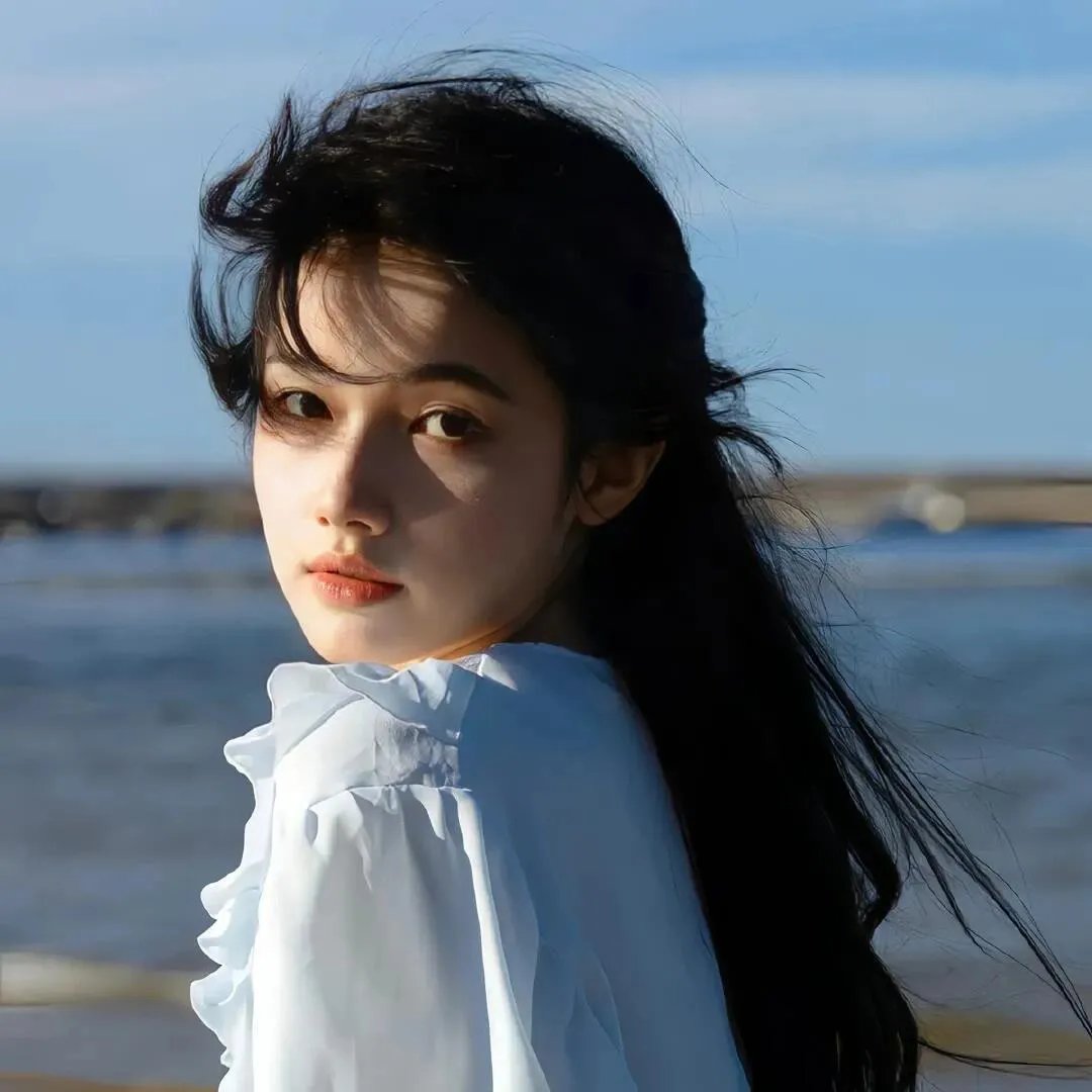 裸男孩